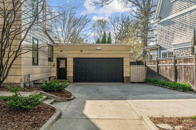 265 Woodlawn Avenue, Saint Paul, MN 55105