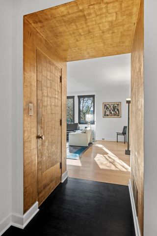 265 Woodlawn Avenue, Saint Paul, MN 55105