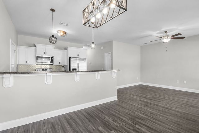 286 Bridgewater Lane, Darien, GA 31305