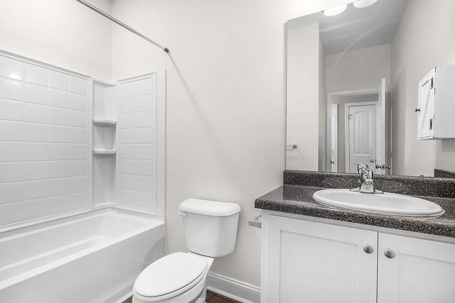 286 Bridgewater Lane, Darien, GA 31305