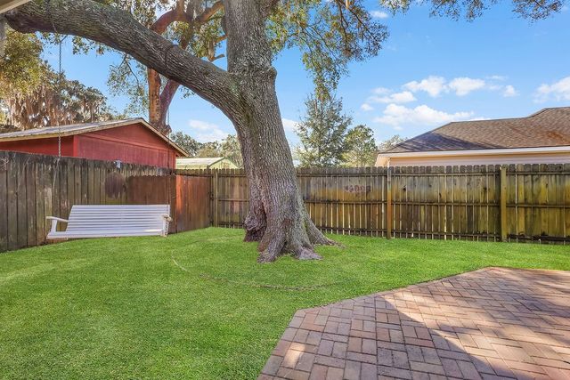 286 Bridgewater Lane, Darien, GA 31305