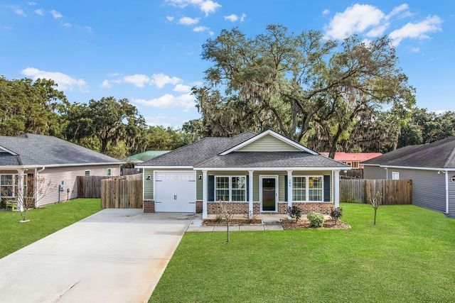 286 Bridgewater Lane, Darien, GA 31305