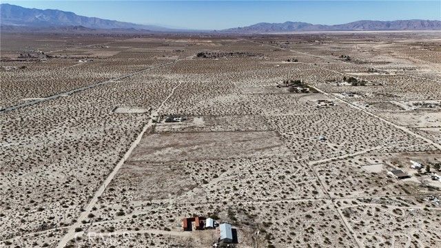 39226 Furst Street, Lucerne Valley, CA 92356