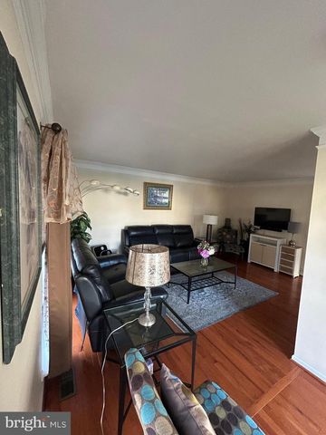 134 DARLING ST, Newark, DE 19702