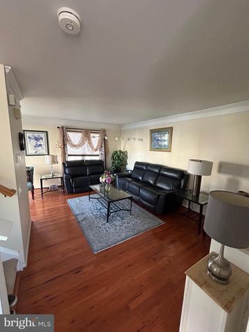 134 DARLING ST, Newark, DE 19702