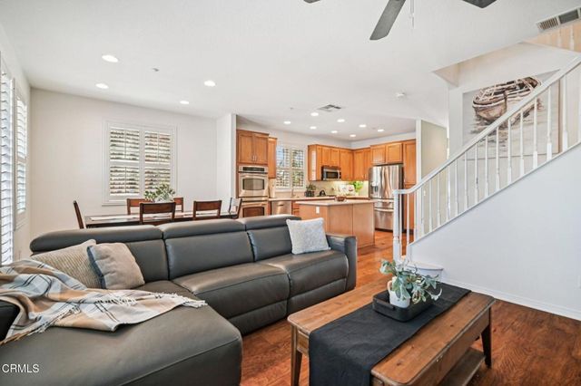 1337 Bayside Circle, Oxnard, CA 93035