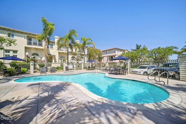 1337 Bayside Circle, Oxnard, CA 93035