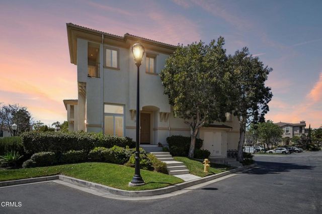 1337 Bayside Circle, Oxnard, CA 93035