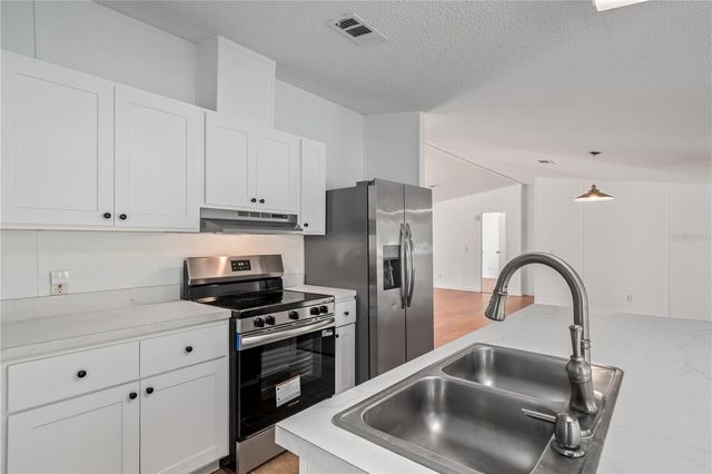 26707 NW 84TH PLACE, High Springs, FL 32643