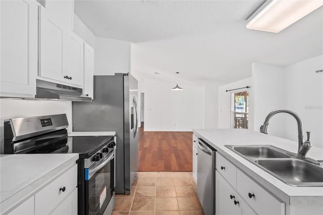 26707 NW 84TH PLACE, High Springs, FL 32643