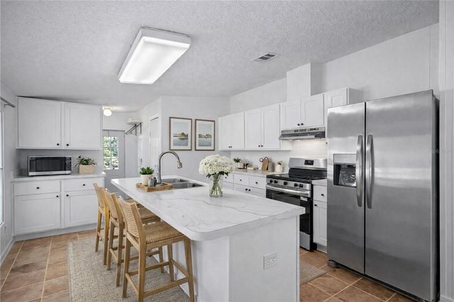 26707 NW 84TH PLACE, High Springs, FL 32643