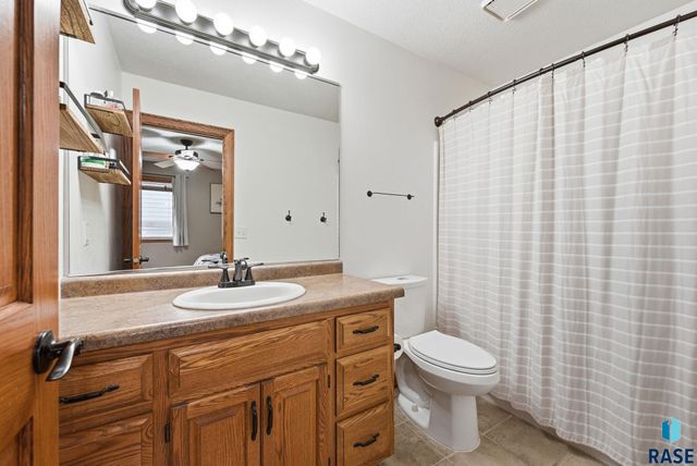 604 Quail Cir Circle, Harrisburg, SD 57032