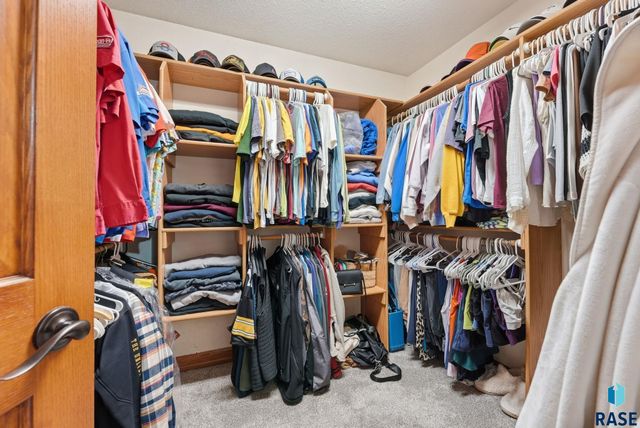 604 Quail Cir Circle, Harrisburg, SD 57032