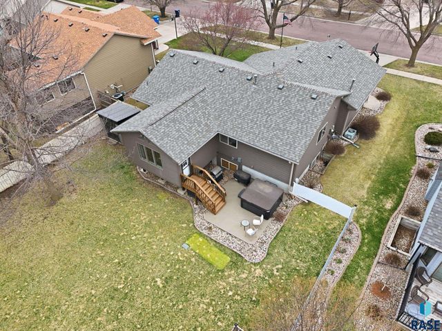 604 Quail Cir Circle, Harrisburg, SD 57032