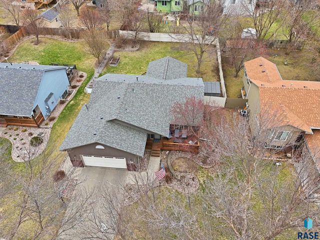 604 Quail Cir Circle, Harrisburg, SD 57032