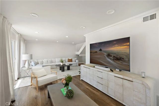 1570 W Tedmar, Anaheim, CA 92802