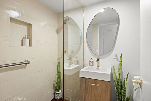 1570 W Tedmar, Anaheim, CA 92802
