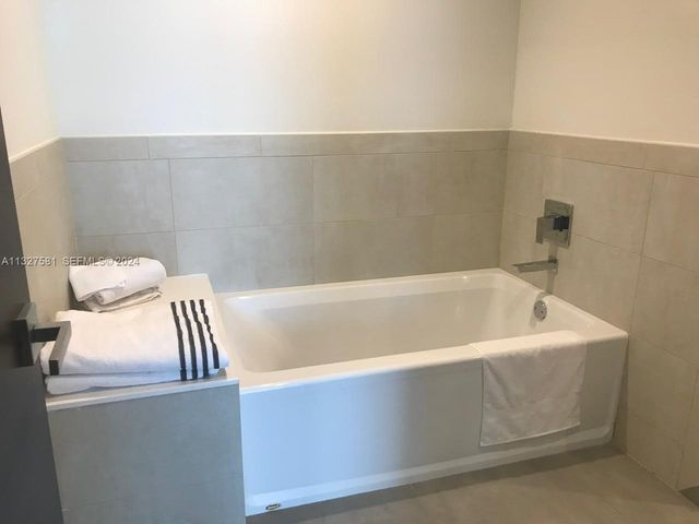 777 N Ocean Drive S333, Hollywood, FL 33019