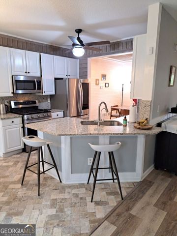 366 Silverthorn Drive NW, Marietta, GA 30064