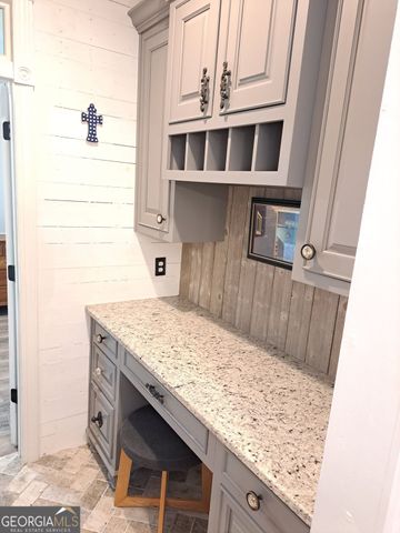 366 Silverthorn Drive NW, Marietta, GA 30064