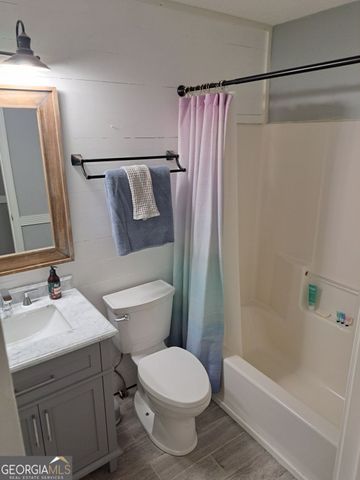 366 Silverthorn Drive NW, Marietta, GA 30064