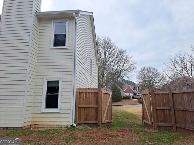 366 Silverthorn Drive NW, Marietta, GA 30064