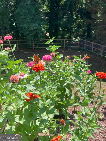 366 Silverthorn Drive NW, Marietta, GA 30064