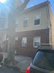 94 Napoleon St, Newark City, NJ 07105