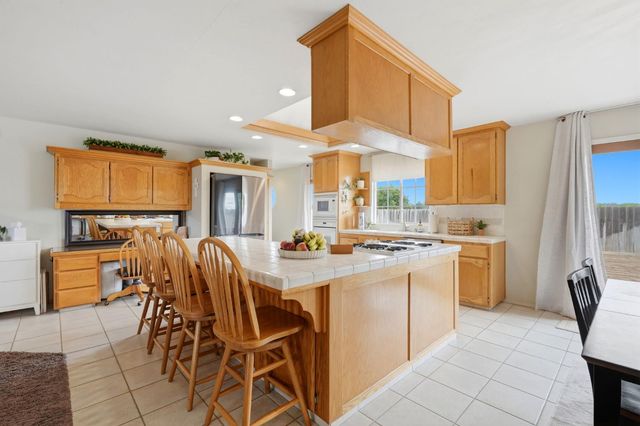 9317 14th Avenue, Hanford, CA 93230
