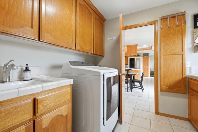 9317 14th Avenue, Hanford, CA 93230