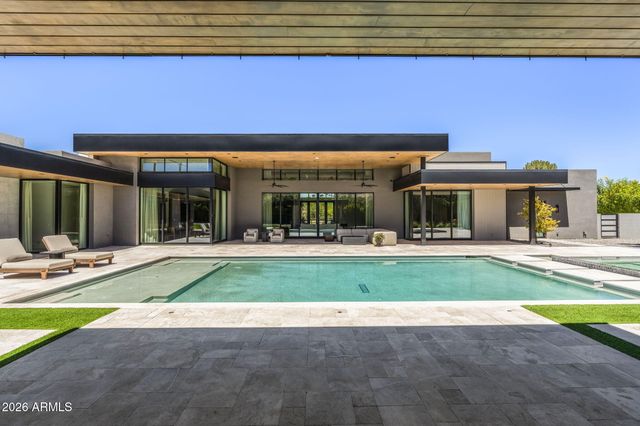 8020 N 64TH Place, Paradise Valley, AZ 85253