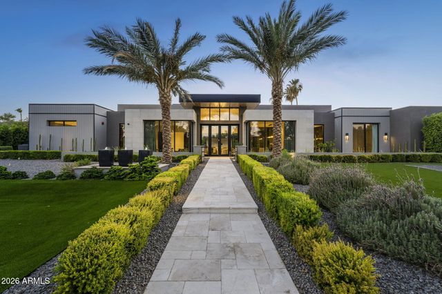 8020 N 64TH Place, Paradise Valley, AZ 85253