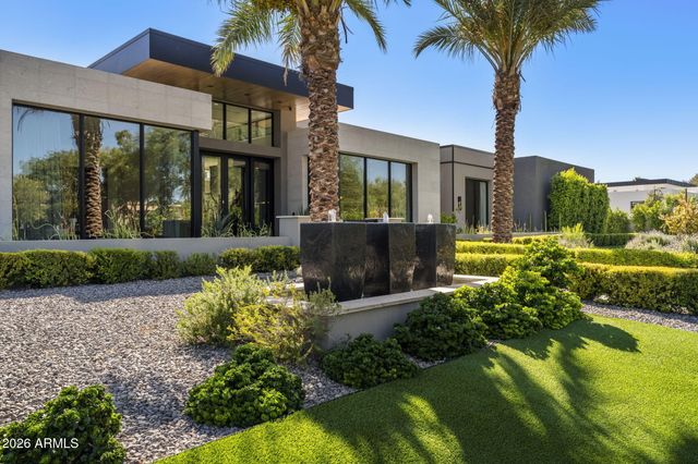 8020 N 64TH Place, Paradise Valley, AZ 85253