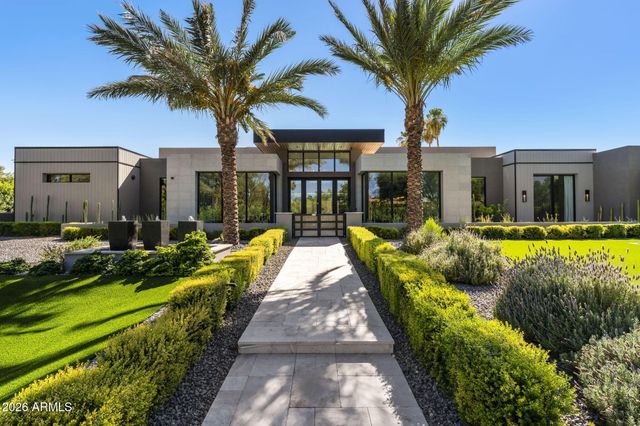 8020 N 64TH Place, Paradise Valley, AZ 85253