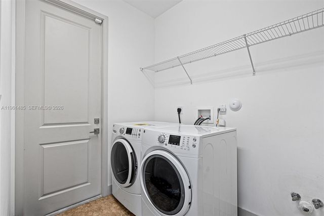 2872 SE 3rd St, Homestead, FL 33033