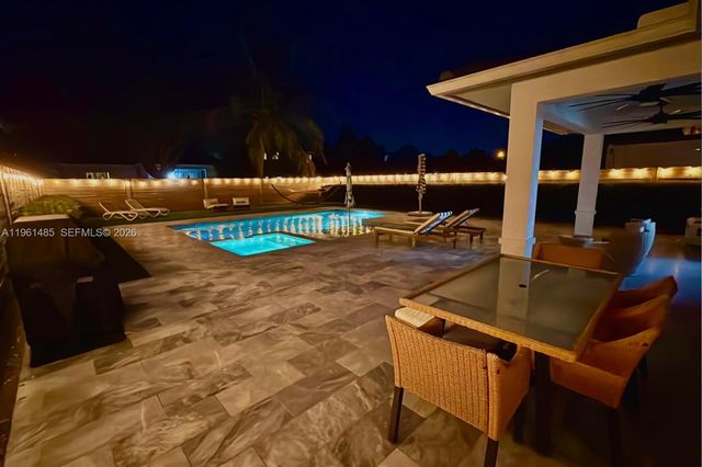 2872 SE 3rd St, Homestead, FL 33033