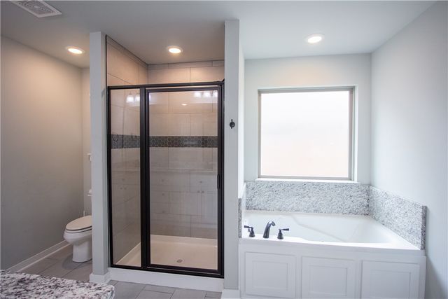 305 Pin Oak Street, Gentry, AR 72734