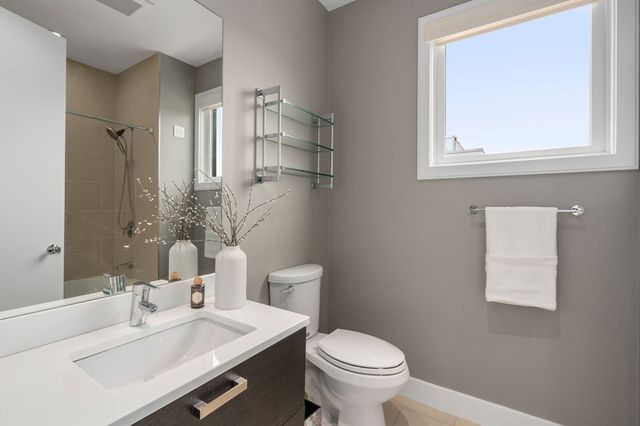 288 C Street 5, Boston, MA 02127