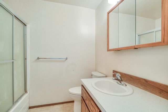 16054 Burgess Road, La Pine, OR 97739