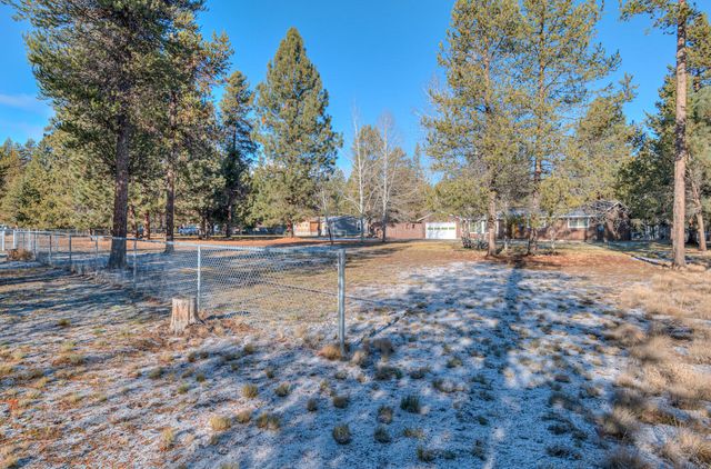 16054 Burgess Road, La Pine, OR 97739