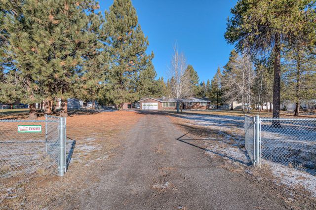 16054 Burgess Road, La Pine, OR 97739
