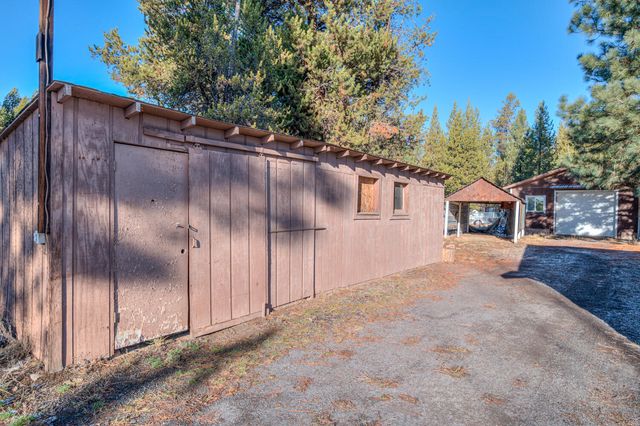 16054 Burgess Road, La Pine, OR 97739