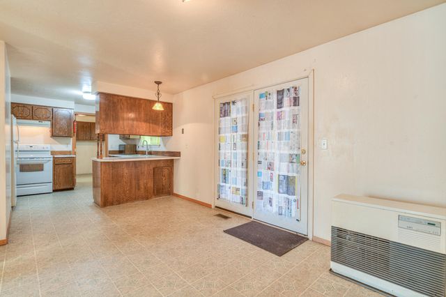 16054 Burgess Road, La Pine, OR 97739