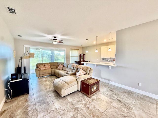 722 Yearling Trail, Sebastian, FL 32958