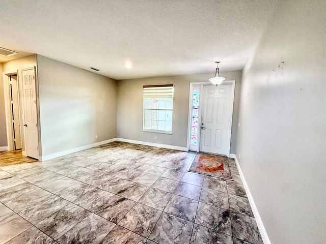 722 Yearling Trail, Sebastian, FL 32958