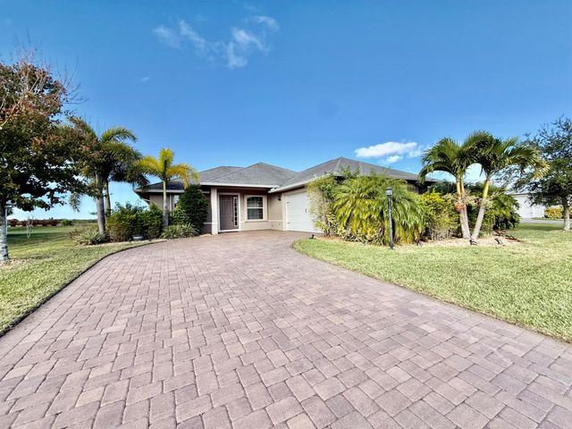 722 Yearling Trail, Sebastian, FL 32958