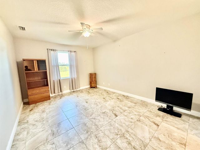 722 Yearling Trail, Sebastian, FL 32958