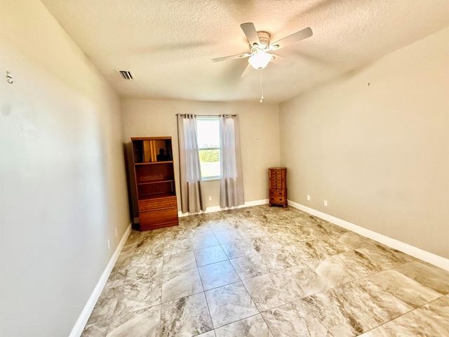 722 Yearling Trail, Sebastian, FL 32958