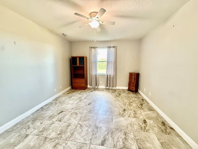 722 Yearling Trail, Sebastian, FL 32958