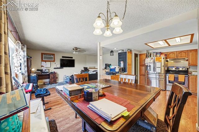 1027 De La Vista Lane, Colorado Springs, CO 80911